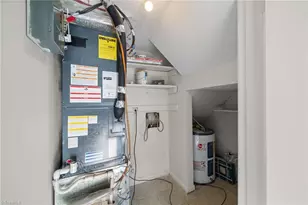 5739 Bramblegate Rd, Greensboro, NC 27409 - Photo 5