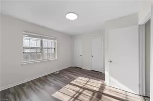 5739 Bramblegate Rd, Greensboro, NC 27409 - Photo 23