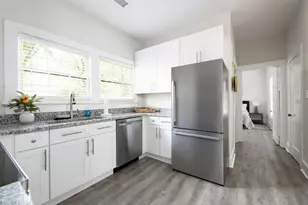 208 Leftwich St, Greensboro, NC 27401 - Photo 13