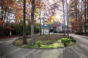 4001 Tesa Ct, High Point, NC 27265 - Photo 3