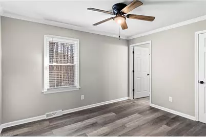 4075 E Nc Highway 268, Pilot Mountain, NC 27041 - Photo 17