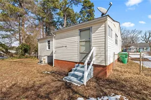 1129 Bridges Dr, High Point, NC 27262 - Photo 19