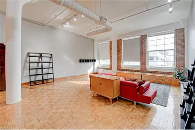 101 N Chestnut Street #7, Winston-Salem, NC 27101 - Photo 5