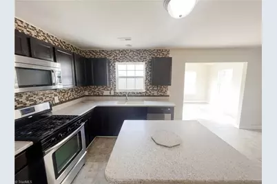 2518 Macleod Street, Burlington, NC 27217 - Photo 9