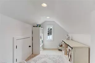 210 Country Club Dr, Greensboro, NC 27408 - Photo 41