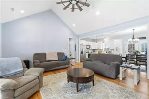 1196 Cape Hickory Rd, Hickory, NC 28601 - Photo 7