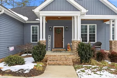 1196 Cape Hickory Road, Hickory, NC 28601 - Photo 3