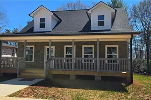 5058 Shattalon Dr, Winston-Salem, NC 27106 - Photo 3