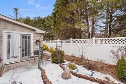 637 Sonoma Lane, High Point, NC 27265 - Photo 31