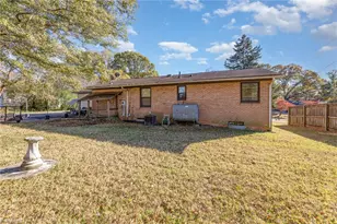 4013 Avera Ave, Winston-Salem, NC 27106 - Photo 9