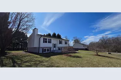 3317 Coventry Forest Lane, King, NC 27021 - Photo 3