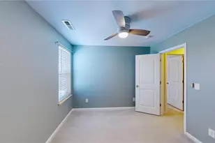 467 Ridgebrooke Dr, High Point, NC 27265 - Photo 25