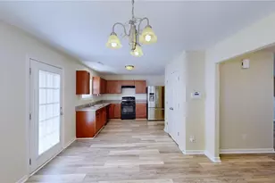 467 Ridgebrooke Dr, High Point, NC 27265 - Photo 17