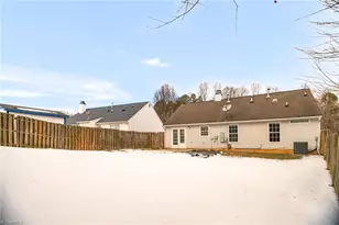 105 Lasalle Way, Greensboro, NC 27406 - Photo 19