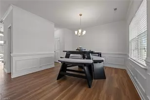 1154 Kerr St, Burlington, NC 27215 - Photo 3