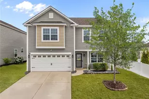 1154 Kerr St, Burlington, NC 27215 - Photo 1