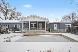 1203 Ridge Ave, Eden, NC 27288 - Photo 5