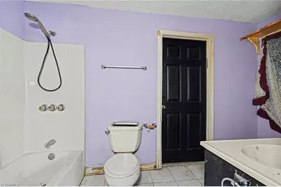 1203 Ridge Avenue, Eden, NC 27288 - Photo 21