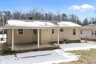 613 Woodridge Ln, High Point, NC 27262 - Photo 17