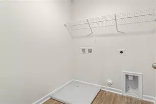 1549 Hamilton Hills Dr, Greensboro, NC 27406 - Photo 17