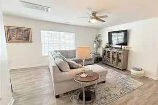 5021 Black Frst Dr, Greensboro, NC 27405 - Photo 9