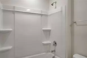 1634 Faircrest Ln, Greensboro, NC 27406 - Photo 27