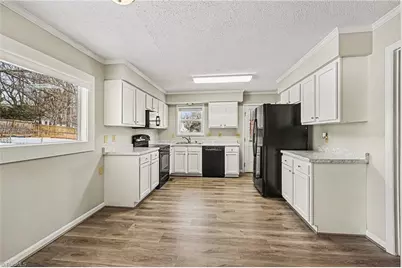 3801 Pineway Drive, Greensboro, NC 27405 - Photo 7