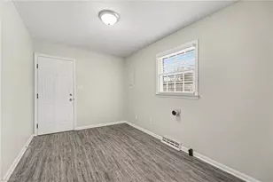 1408 Sweetbriar Ct, High Point, NC 27262 - Photo 17