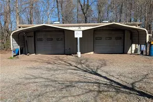 1041 Whitts Rd, Madison, NC 27025 - Photo 19