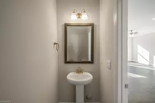 1677 Hallview Ct, Kernersville, NC 27284 - Photo 21