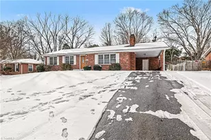 1348 Waybridge Ln, Winston-Salem, NC 27103 - Photo 3