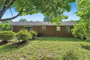 1348 Waybridge Ln, Winston-Salem, NC 27103 - Photo 21