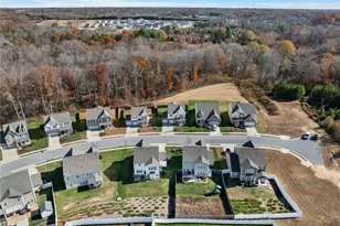 1325 Red Deer Dr, Kernersville, NC 27284 - Photo 5