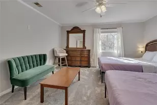 1016 Shalimar Dr, High Point, NC 27262 - Photo 15