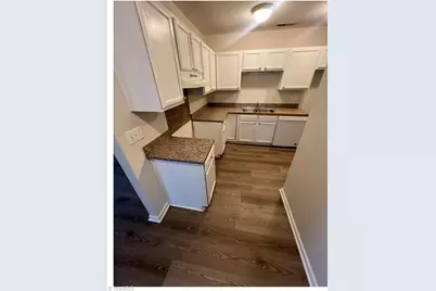 517 Market Street #L, Graham, NC 27253 - Photo 3