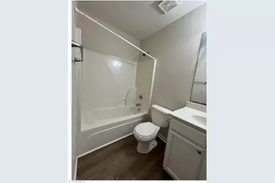 517 Market Street #L, Graham, NC 27253 - Photo 9