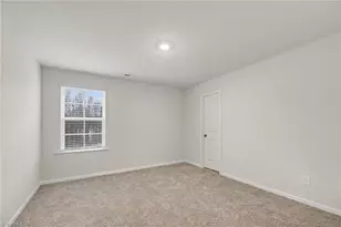 236 Ashfield Ln, Lexington, NC 27292 - Photo 9