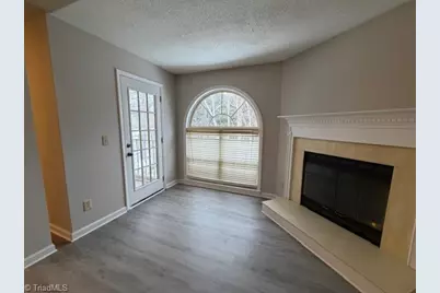 6706 Friendly Avenue #1L, Greensboro, NC 27410 - Photo 7