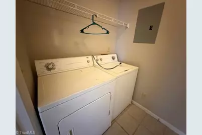 6706 Friendly Avenue #1L, Greensboro, NC 27410 - Photo 11