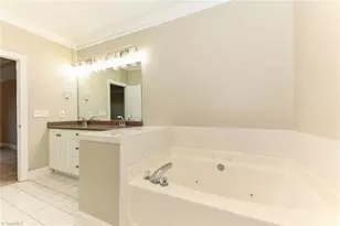 3100 Sedgefield Gate Rd, Greensboro, NC 27407 - Photo 19