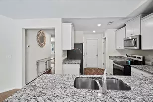 4035 Meredith Woods Ln, Winston-Salem, NC 27107 - Photo 5