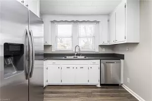 2303 Trail Five, Burlington, NC 27215 - Photo 7