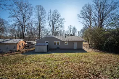 307 Foxcroft Drive, Winston-Salem, NC 27103 - Photo 17