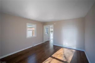 307 Foxcroft Dr, Winston-Salem, NC 27103 - Photo 9