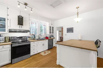 1102 Courtland Avenue, Reidsville, NC 27320 - Photo 21