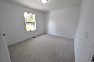 2135 Meadow Ridge Rd, Burlington, NC 27217 - Photo 31