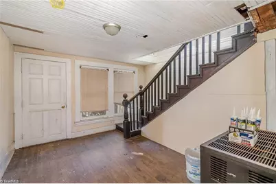 1053 N Scales Street, Reidsville, NC 27320 - Photo 3