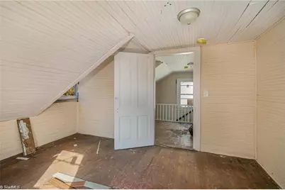 1053 N Scales Street, Reidsville, NC 27320 - Photo 13