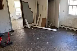 319 N Washington Ave, Reidsville, NC 27320 - Photo 7