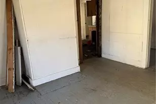 319 N Washington Ave, Reidsville, NC 27320 - Photo 9